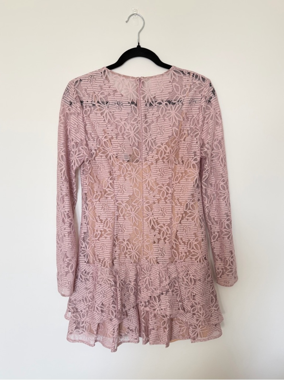 NWT BCBGMaxAzria Lysa Floral Lace Dress - Size 6 - Picture 7 of 11